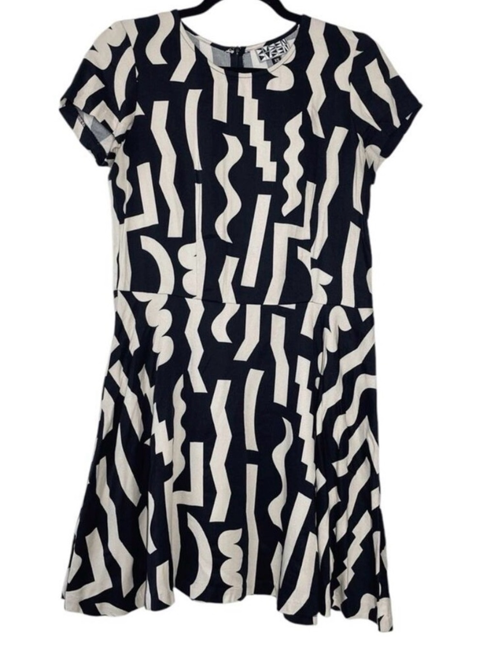 Women's Black & White Geometric Mini Dress